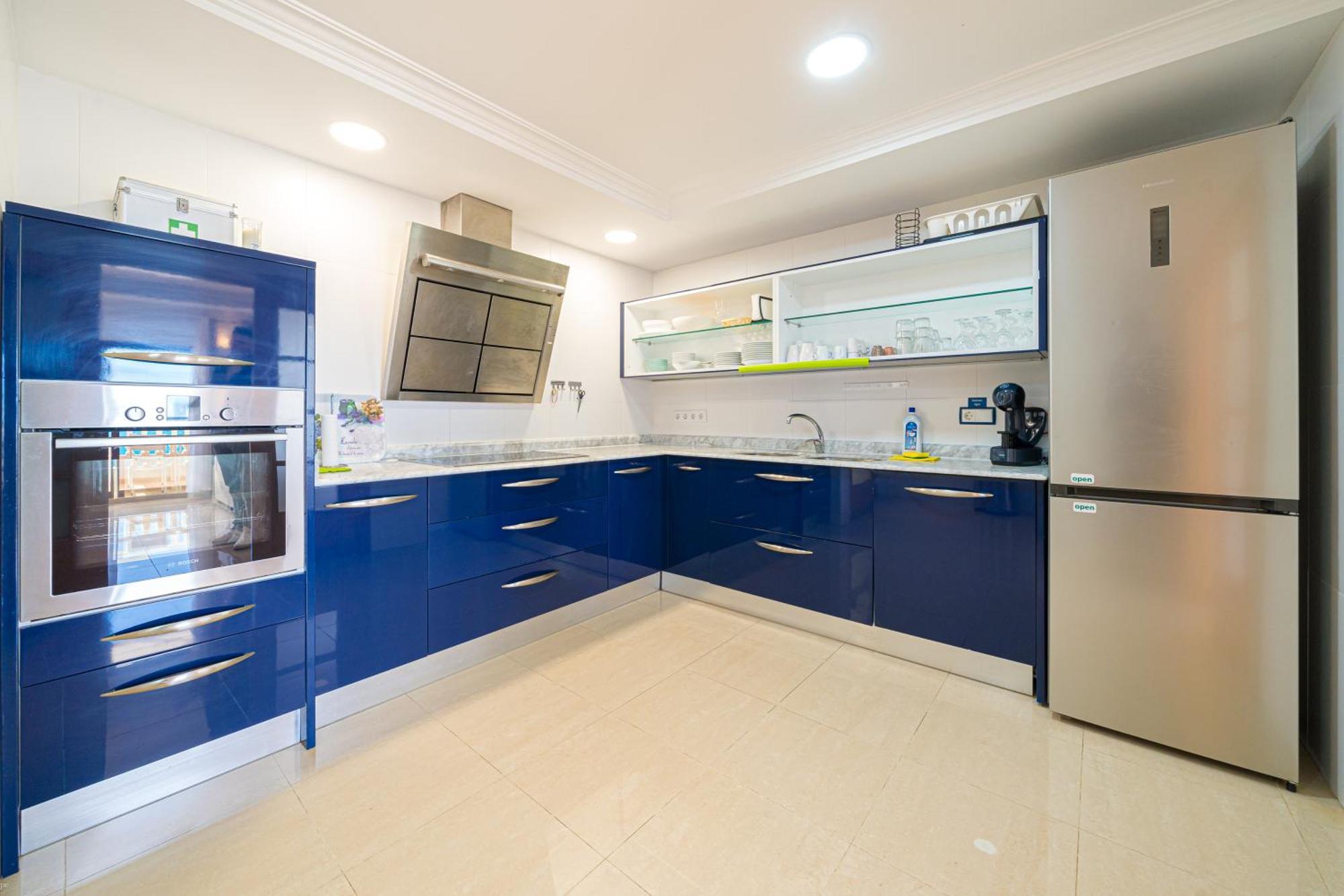 Front Line Apartment Jakarta 2 El Campello Buitenkant foto