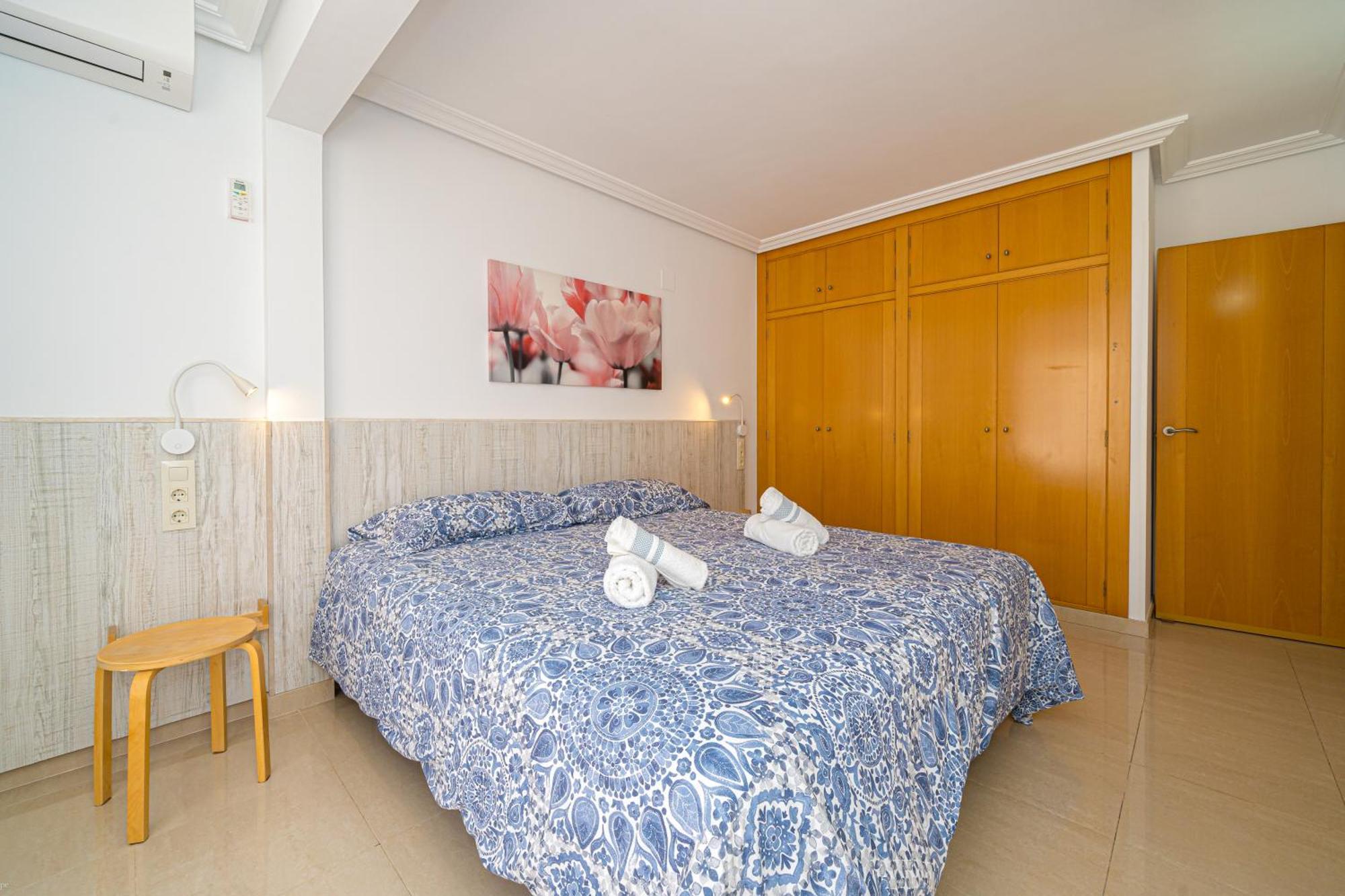Front Line Apartment Jakarta 2 El Campello Buitenkant foto